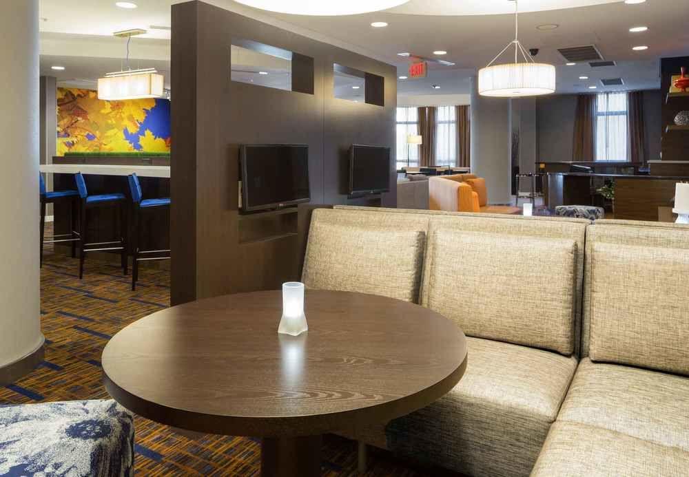 Courtyard By Marriott Houston Galleria Bagian luar foto
