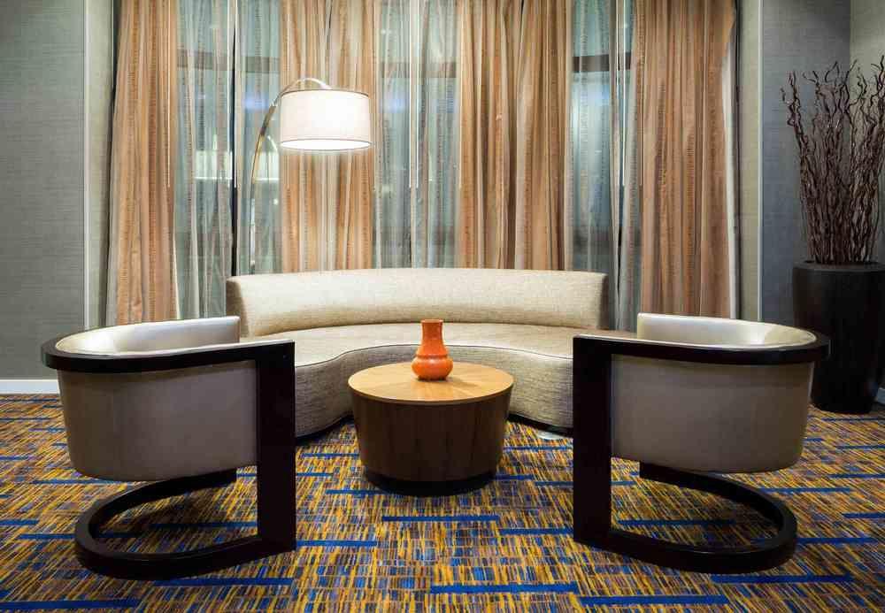 Courtyard By Marriott Houston Galleria Bagian luar foto