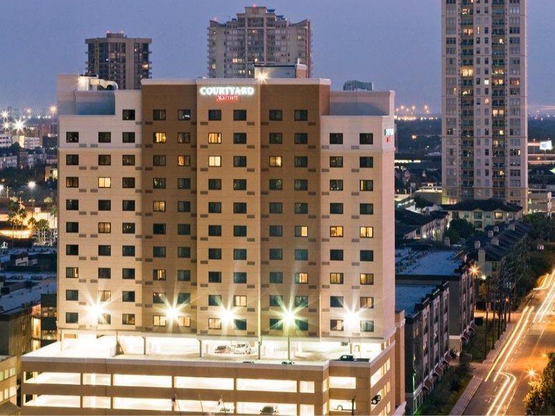 Courtyard By Marriott Houston Galleria Bagian luar foto